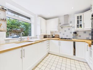 Kitchen- click for photo gallery